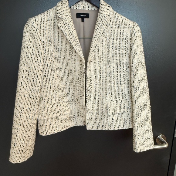 Theory 4 never worn but stored Women's Cream Textured wool tweed plaid Blazer - Picture 3 of 14